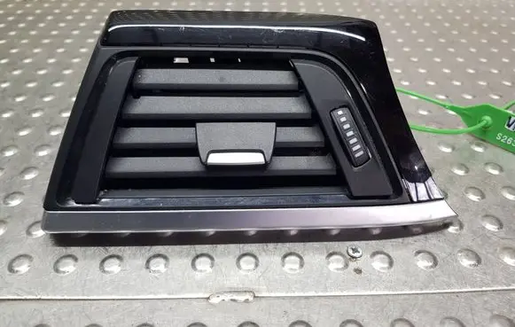 BMW 3 F30 F35 F31 Dashboard side air vent grill/cover trim S26371488 9218549