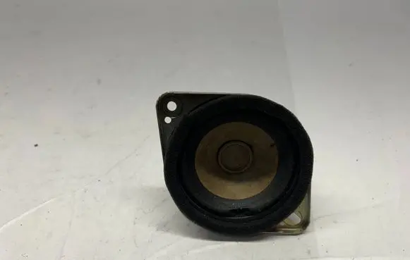 Ford Mustang VI Panel speaker FR3T18808NB