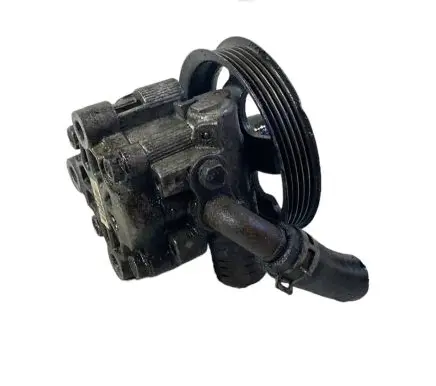 Toyota Corolla E120 E130 Power steering pump