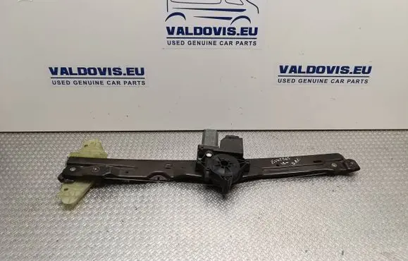 Peugeot Expert Front door window regulator with motor 9809327780 132353D 20180404