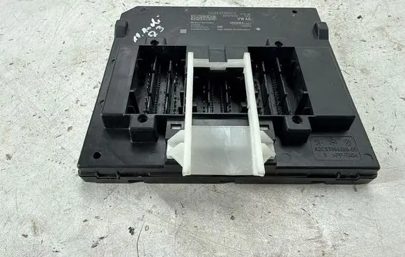 Audi Q3 F3 Comfort/convenience module 5Q0937085CC BCMPQ37H A3C00413604