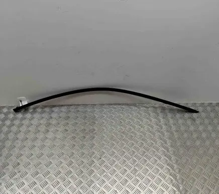 BMW M4 F82 F83 Front door glass trim molding 7433338