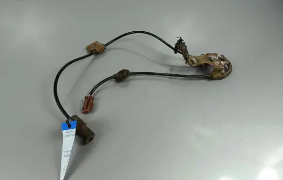 Subaru Forester SG ABS brake wheel speed sensor 27540AE021