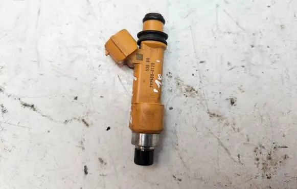 Suzuki Jimny Fuel injector 2975000120