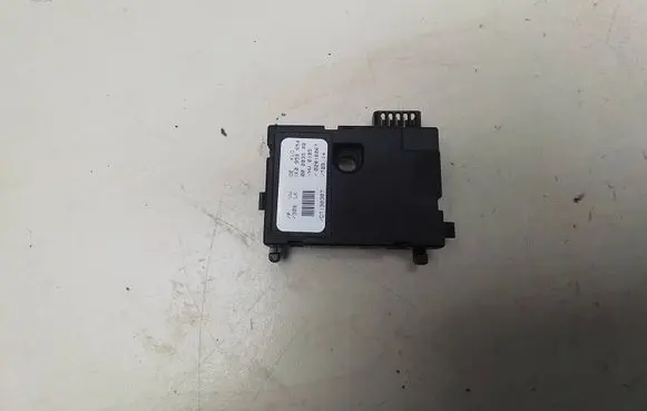 Volkswagen Golf V Steering angle sensor 00960200 19091820