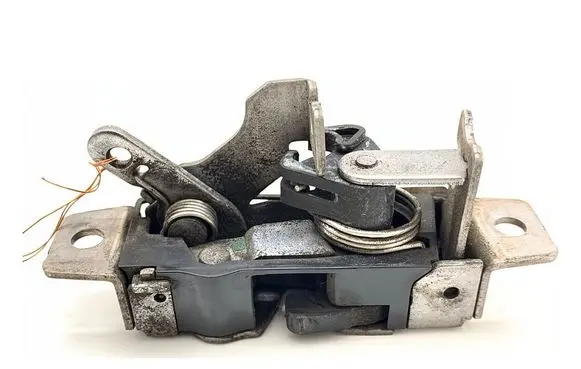 Mercedes-Benz Sprinter W907 W910 Rear door lock A9067301535
