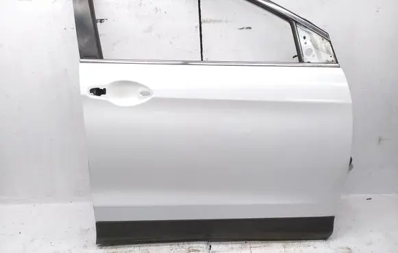 Honda CR-V Front door