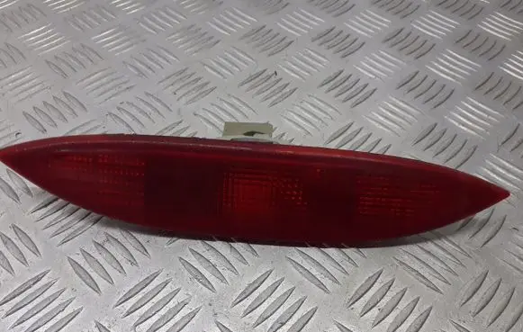 Nissan Note (E11) Third/center stoplight