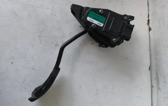 Renault Master II Accelerator throttle pedal 7700314525 6PV00811904