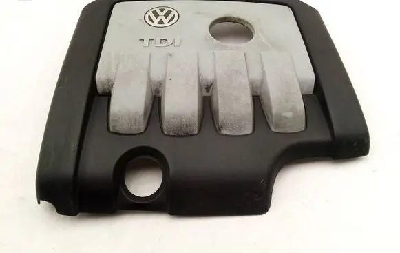 Volkswagen PASSAT B6 Engine cover (trim) 03G103925BP W03G103 03G103925B