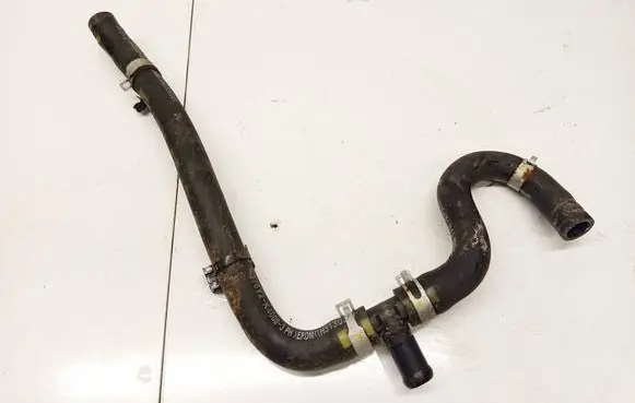 Hyundai Kona I Engine coolant pipe/hose 