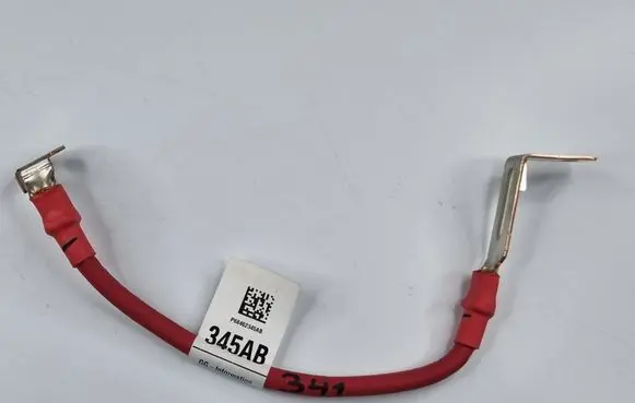 Jeep Grand Cherokee WL Positive cable (battery) P68462345AB 68462345AB