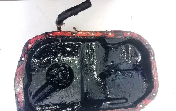 Mitsubishi Space Wagon Oil sump