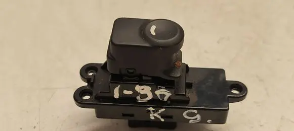 Hyundai i30 Electric window control switch