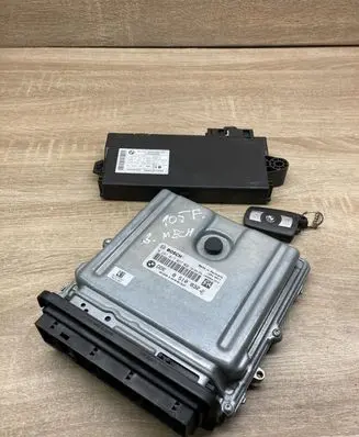 BMW 3 E90 E91 Engine ECU kit and lock set 8510832 9237047