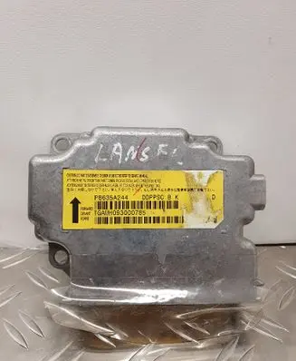 Mitsubishi Lancer X Airbag control unit/module P8635A244