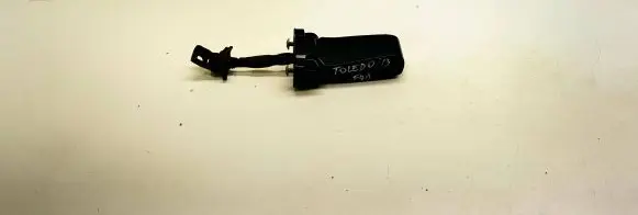 Front door check strap stopper