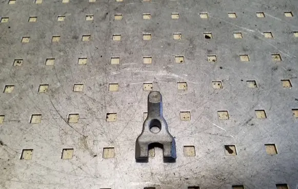 BMW 3 E90 E91 Fuel Injector clamp holder