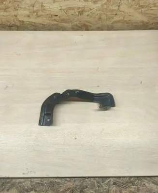 Honda HR-V Radiator mount bracket 