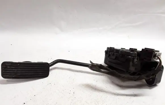 Opel Zafira B Accelerator throttle pedal 6PV00811500 9202343