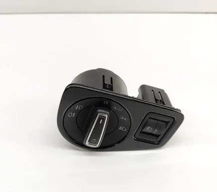 Volkswagen Golf VII Light switch 5G1858060B 5G1858210B