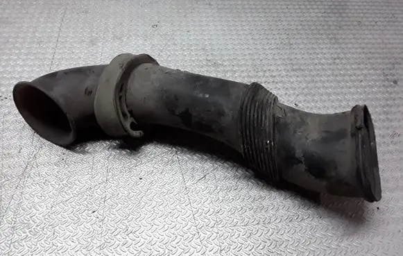 Audi Q7 4L Air intake duct part 7L6128752B