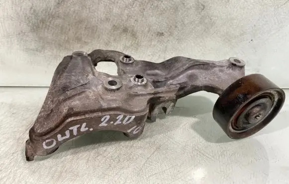 Generator/alternator bracket