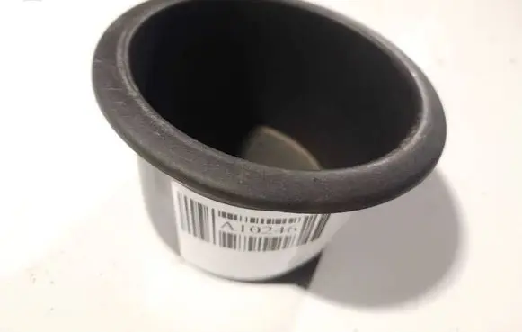 Chevrolet Captiva Cup holder 