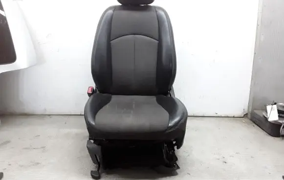 Mercedes-Benz E W211 Seat and door cards trim set 