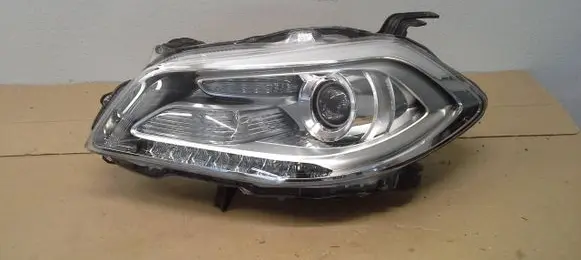 Suzuki SX4 S-Cross Headlight/headlamp 121212