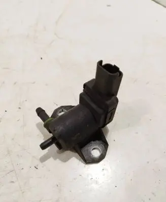 Ford Fiesta Vacuum valve 9688124580