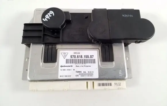 Porsche Panamera (970) Air suspension control unit module (rear) 97061815507