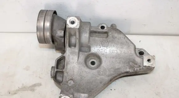 Volkswagen Golf V A/C compressor mount bracket 03C903143B 03C145299L