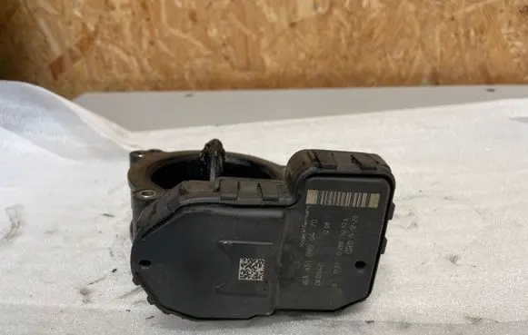 Mercedes-Benz E W212 Throttle valve A6510900470