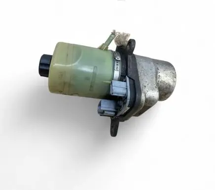 Ford Focus C-MAX Power steering pump 4M513K514CA
