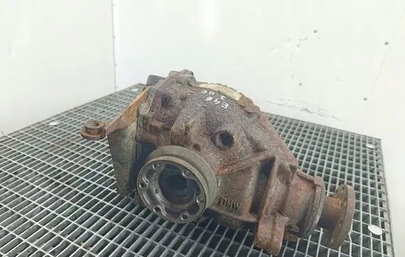 BMW 3 E46 Rear differential 