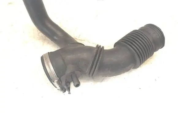 Renault Megane II Air intake hose/pipe 8200186822