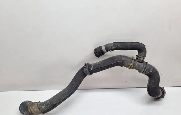 Audi A4 S4 B8 8K Engine coolant pipe/hose 8K0122293F