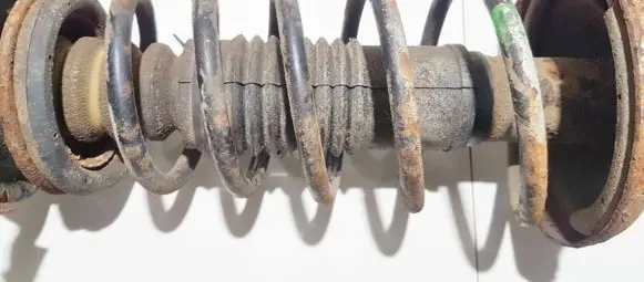 Ford Mondeo MK II Rear coil spring