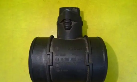 KIA Carens II Mass air flow meter 28164-27000 0281002447