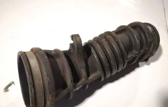 Opel Astra G Air intake hose/pipe