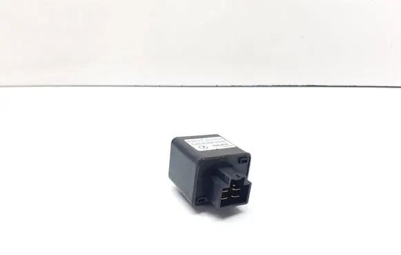 Subaru Forester SG Interior lighting relay 88017SA000