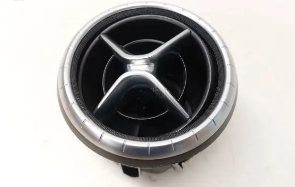 Mercedes-Benz CLA C117 X117 W117 Dash center air vent grill A1178300504