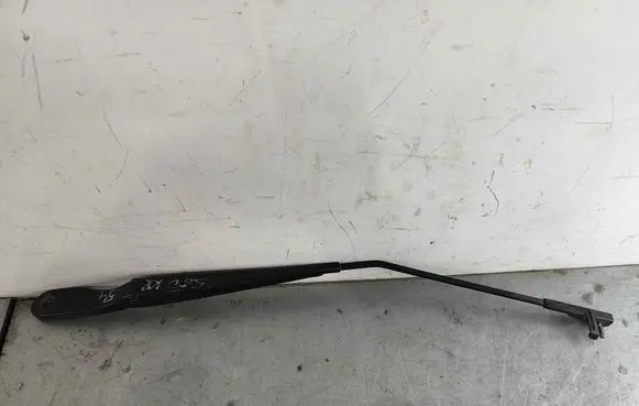Volvo S80 Front wiper blade arm 30698239