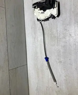 Volkswagen Up Rear door lock 1S4839016G