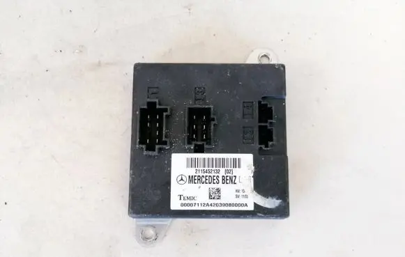 Mercedes-Benz E W211 Comfort/convenience module 2115452132