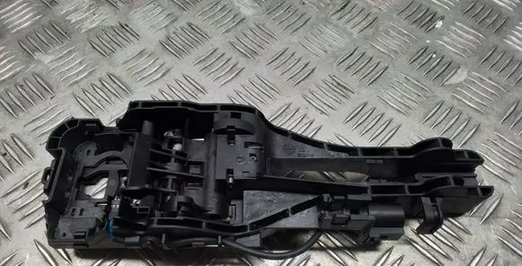 Porsche Macan (95B) Rear door exterior handle/bracket 95B839885E