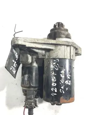 Volkswagen Polo IV 9N3 Starter motor