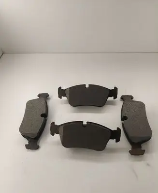 BMW 3 E46 Brake pads (front) LP1421