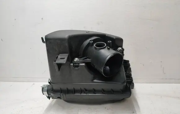 Air filter box